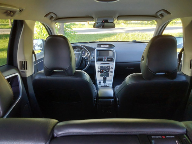 Volvo XC60 2.4D5 151kw,4X4,autom.07.10` - attēls 23