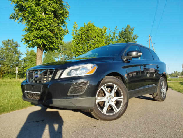 Volvo XC60 2.4D5 151kw,4X4,autom.07.10` - attēls 30