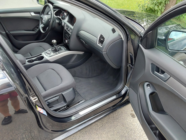 Audi A4 2.0TDi 105kW autom.,05.12` - attēls 22
