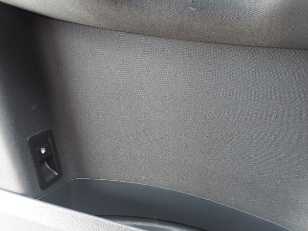 VW Touran 1.6TDi CUP 77kw 11.14` - attēls 18