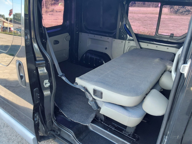 Renault Trafic 1.9CDTi 74kw,6v,06.06` - attēls 19