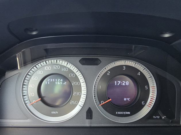 Volvo V70 2.4D5 Automatic 12.09` - attēls 34