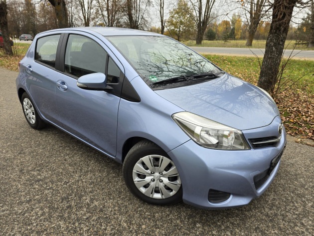 Toyota Yaris 1.4 D4D 66kw Active 6ātr.07.13` - attēls 3