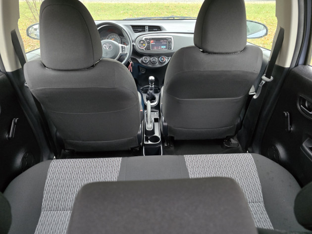 Toyota Yaris 1.4 D4D 66kw Active 6ātr.07.13` - attēls 24