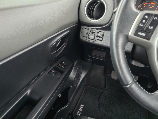 Toyota Yaris 1.4 D4D 66kw Active 6ātr.07.13` - attēls 12