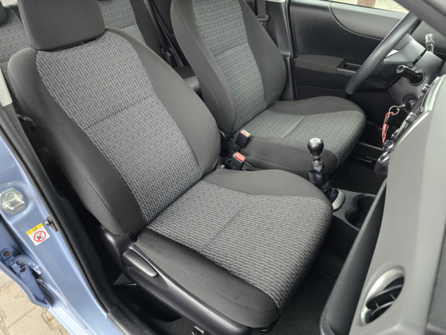 Toyota Yaris 1.4 D4D 66kw Active 6ātr.07.13` - attēls 18