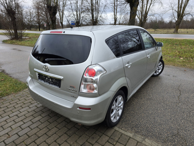 Toyota Corolla Verso Team 2.2D4D 7V.08.08` - attēls 2
