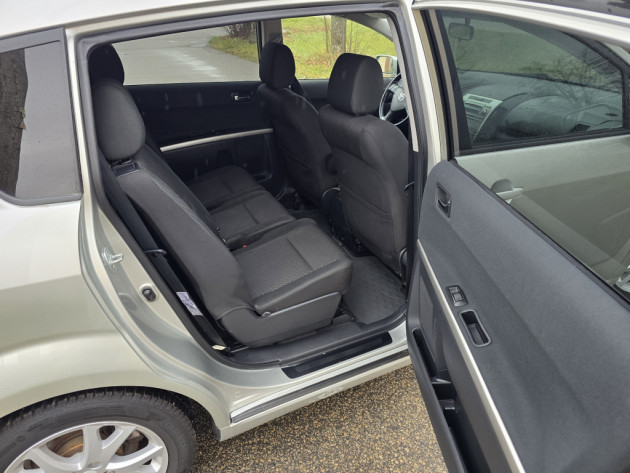 Toyota Corolla Verso Team 2.2D4D 7V.08.08` - attēls 28