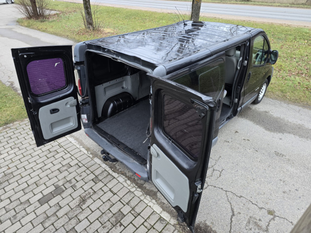 Renault Trafic 1.9CDTi 74kw,6v,06.06` - attēls 9
