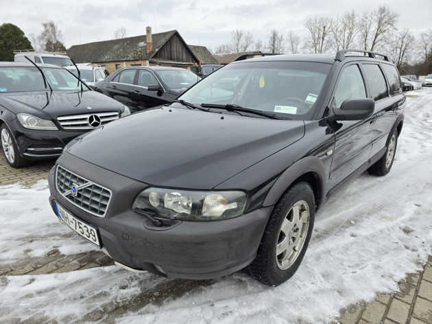 Volvo XC70 2.4D5 120kw,Summum,autom 03.04` - attēls 1