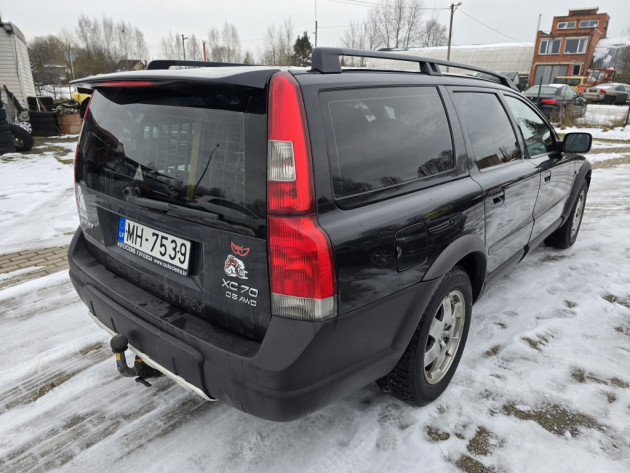 Volvo XC70 2.4D5 120kw,Summum,autom 03.04` - attēls 2