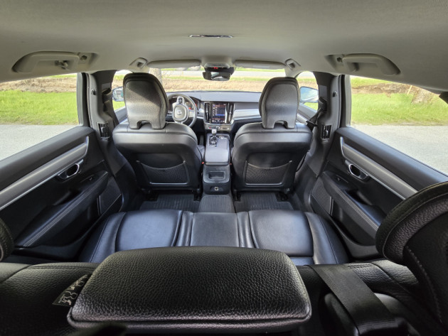 Volvo V90 2.0D4 140kw Summum05.19` - attēls 26