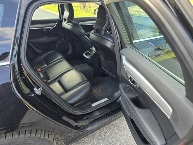 Volvo V90 2.0D4 140kw Summum05.19` - attēls 22