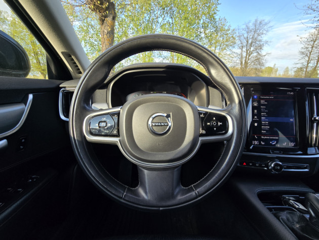 Volvo V90 2.0D4 140kw Summum05.19` - attēls 19