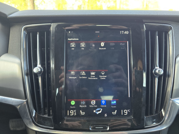 Volvo V90 2.0D4 140kw Summum05.19` - attēls 20