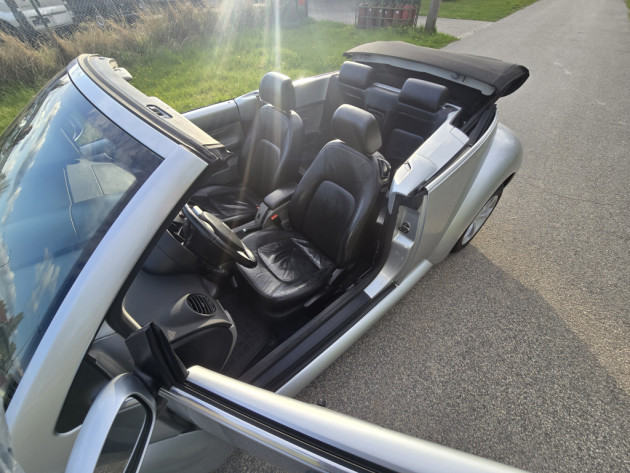 VW NeW Beetle1.9TDi Cabrio 06.05` - attēls 11