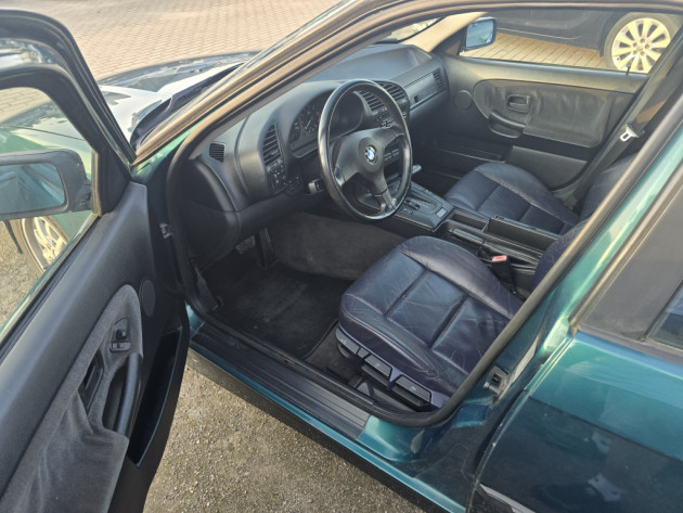 BMW 318i E36 limuzīns āda 09.92` - attēls 10