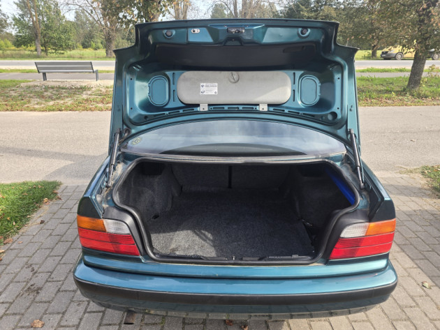 BMW 318i E36 limuzīns āda 09.92` - attēls 20