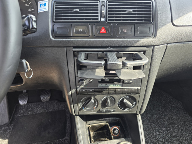 VW Golf IV 1.9TDi 66kw 02.01` - attēls 17