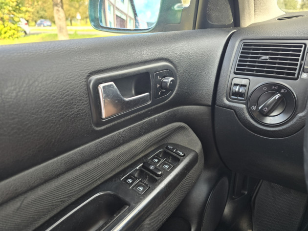 VW Golf IV 1.9TDi 66kw 02.01` - attēls 15