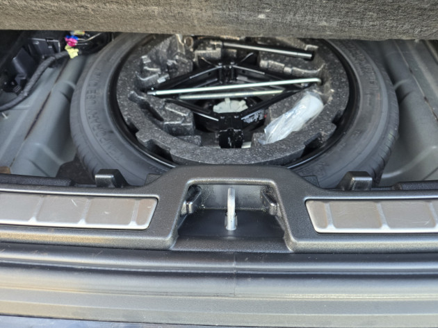 Volvo XC40 2.0D Inscription 07.18` - attēls 24