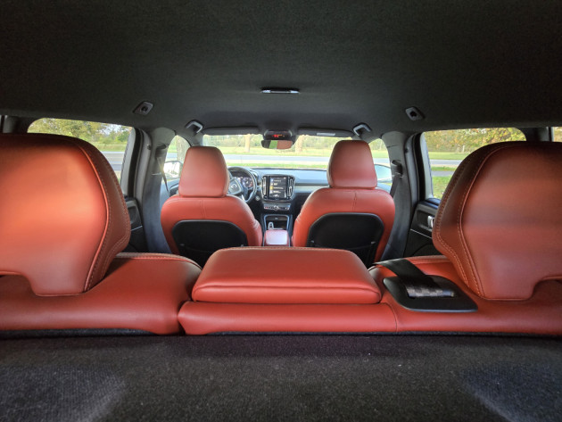 Volvo XC40 2.0D Inscription 07.18` - attēls 22