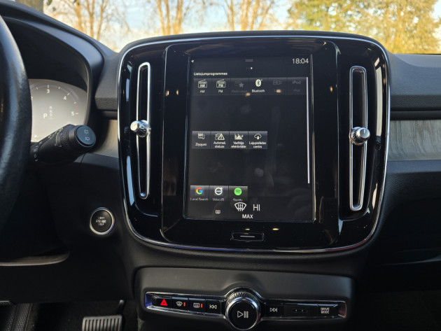 Volvo XC40 2.0D Inscription 07.18` - attēls 10