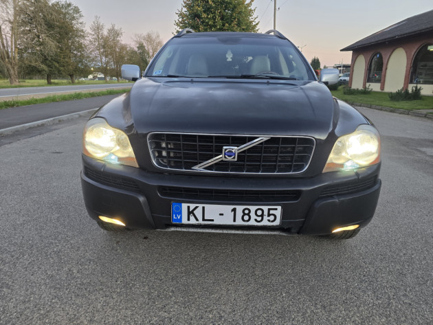 Volvo XC90 2.4D5 autom.04.06` - attēls 5