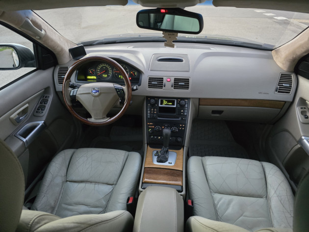 Volvo XC90 2.4D5 autom.04.06` - attēls 10