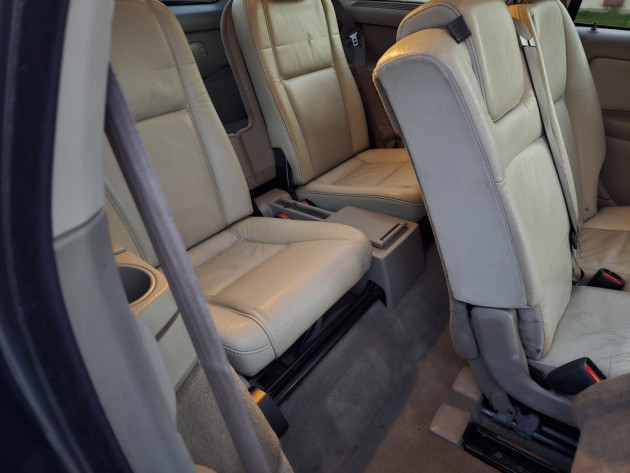 Volvo XC90 2.4D5 autom.04.06` - attēls 17