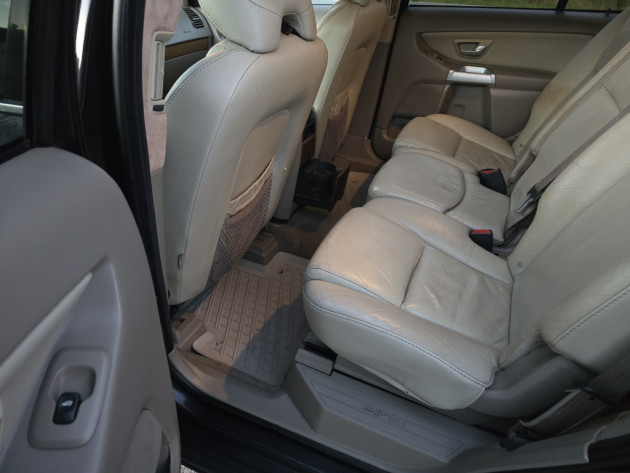 Volvo XC90 2.4D5 autom.04.06` - attēls 16