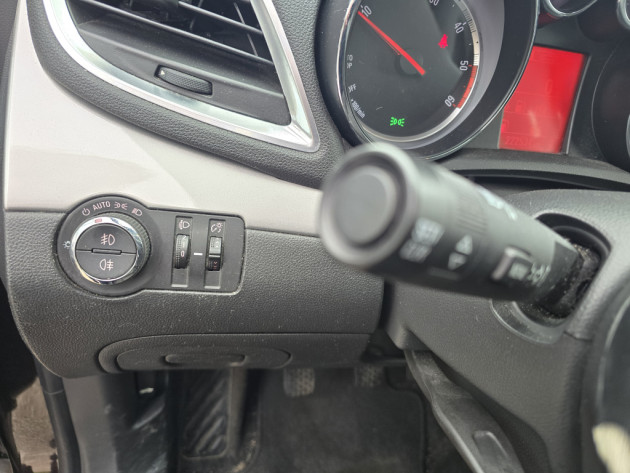 Opel Mokka 4X4 1.7CDTi96kW05.14` - attēls 13
