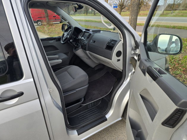 VW T5 Long2.0TDi galds 03.14` - attēls 16