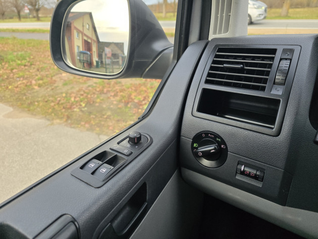 VW T5 Long2.0TDi galds 03.14` - attēls 12