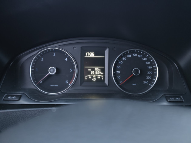 VW T5 Long2.0TDi galds 03.14` - attēls 22