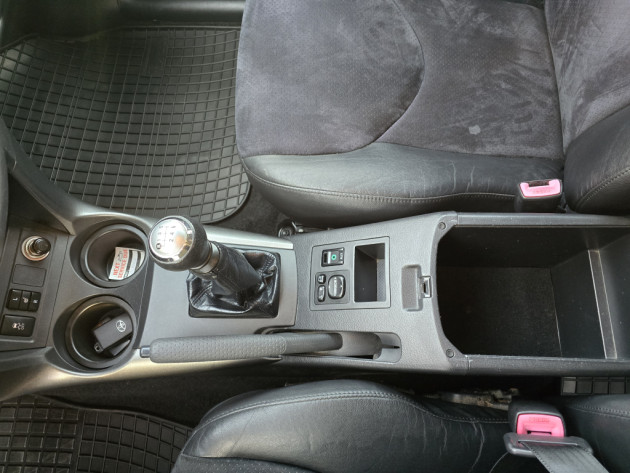 Toyota RaV4 2.2D4,110kw,4x4,04.11` - attēls 11