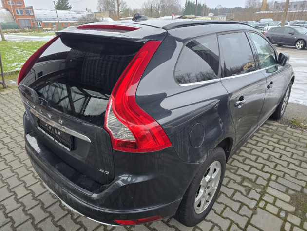 Volvo XC60 2.4D5 162kw 04.17` - attēls 2