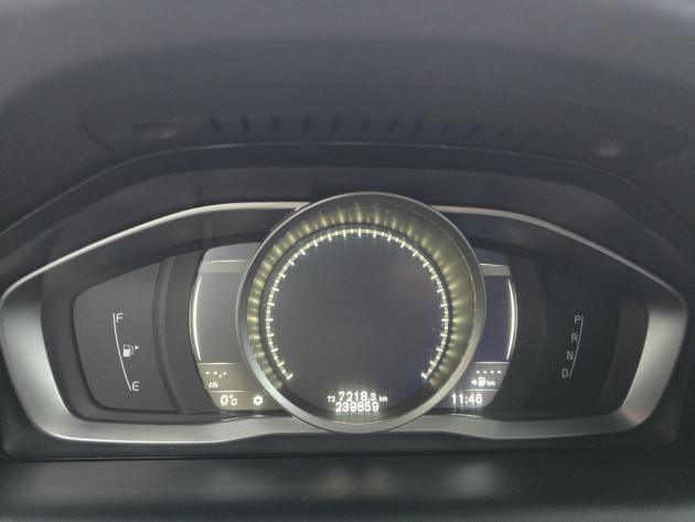Volvo XC60 2.4D5 162kw 04.17` - attēls 27