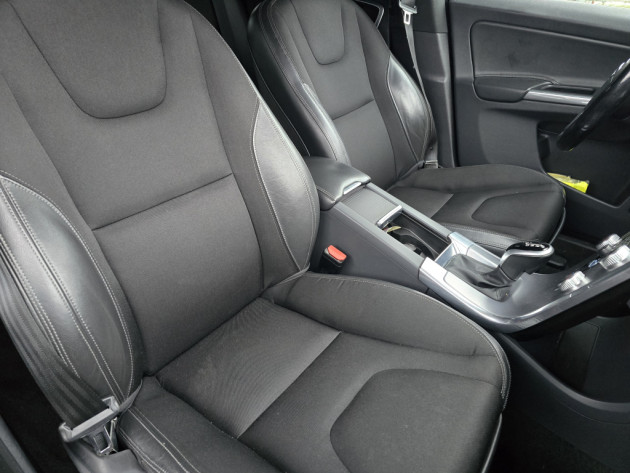 Volvo XC60 2.4D5 162kw 04.17` - attēls 10