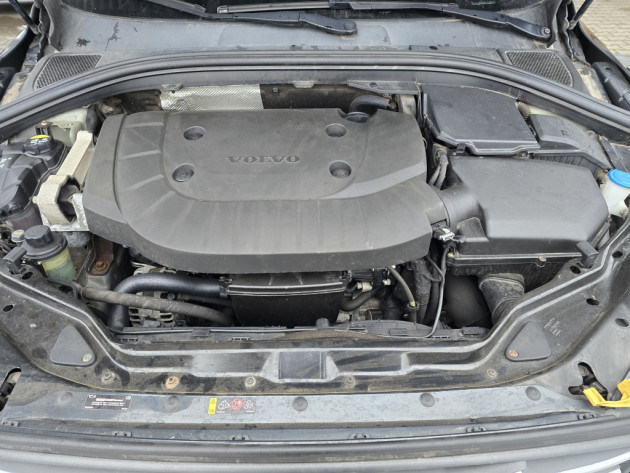 Volvo XC60 2.4D5 162kw 04.17` - attēls 24