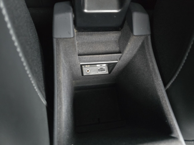Volvo XC60 2.4D5 162kw 04.17` - attēls 12