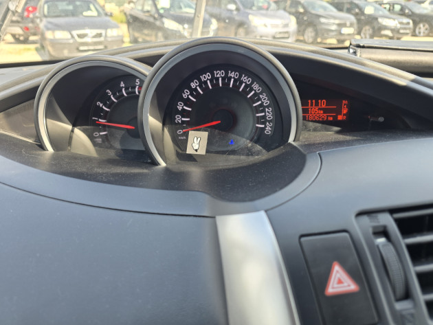 Toyota Verso 1.6D4D 82kw 6ātr.,12.14` - attēls 39