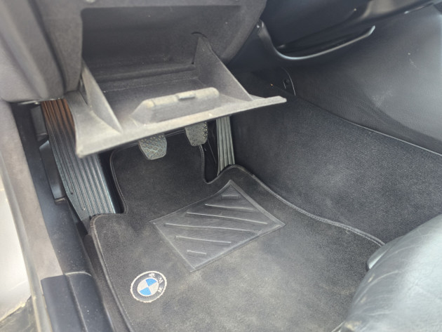 BMW 330Cabrio D150kw 06.06` - attēls 13