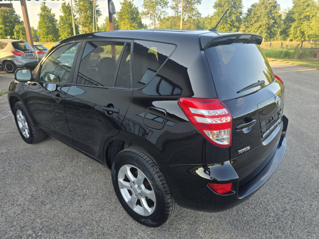 Toyota RaV4 2.2D4,110kw,4x4,04.11` - attēls 4