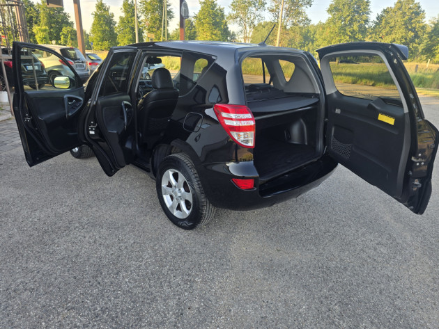 Toyota RaV4 2.2D4,110kw,4x4,04.11` - attēls 9