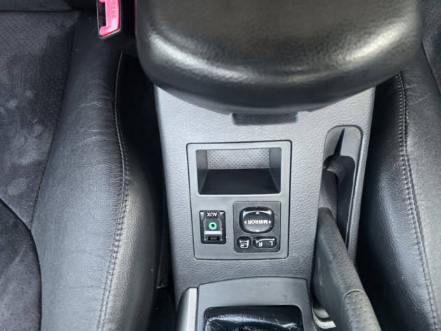 Toyota RaV4 2.2D4,110kw,4x4,04.11` - attēls 17