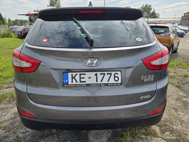Hyundai IX35 2.0CRDi 4X4 autom.10.15` - attēls 6