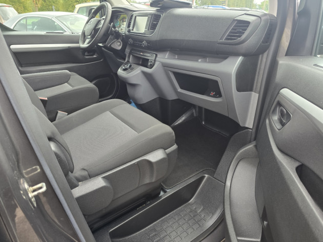 Opel Vivaro2.0CDTi 5v.gar.,20` - attēls 8