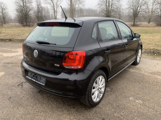 VW Polo 1.6TDi,5durv.,66kW,07.11` - attēls 4