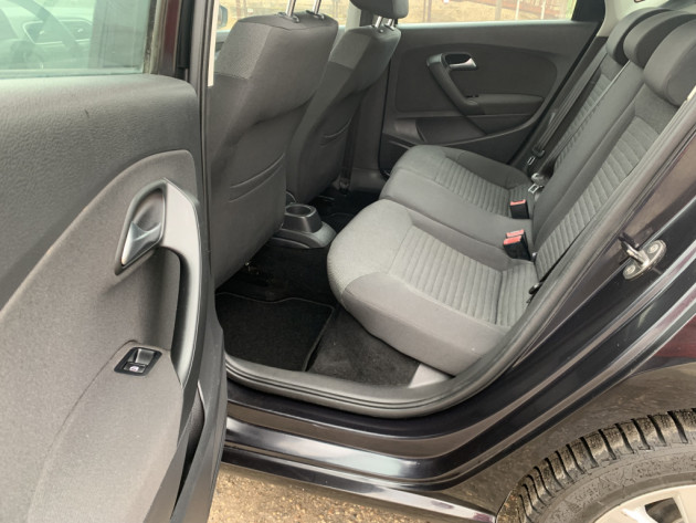 VW Polo 1.6TDi,5durv.,66kW,07.11` - attēls 20